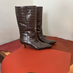 Kenneth Cole Dark Brown Croc-Pattern Heeled Boots